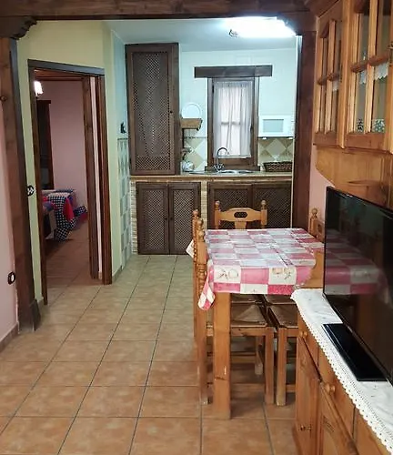 Rurales Tauro * Cabezuela Del Valle