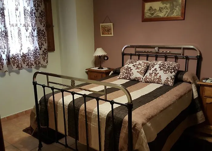 Rurales Tauro Apartment Cabezuela Del Valle